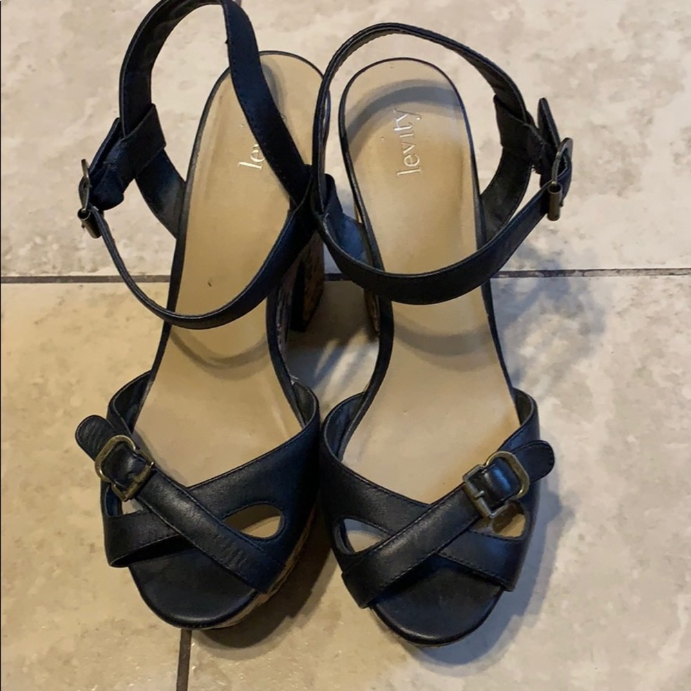 Levity high platform Shoes